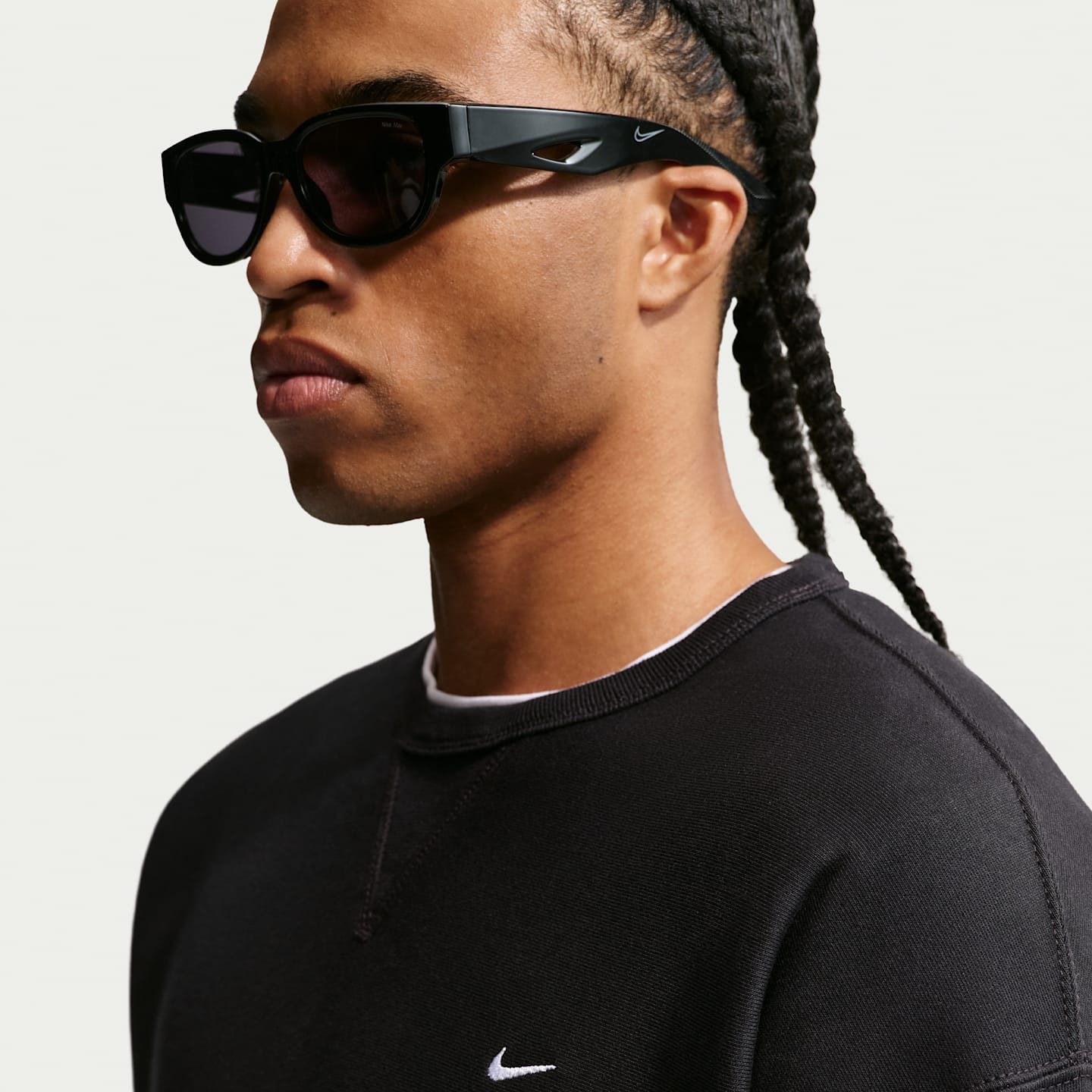 Мужские свитеры Nike Solo Swoosh Men's Fleece Crew — фото 3