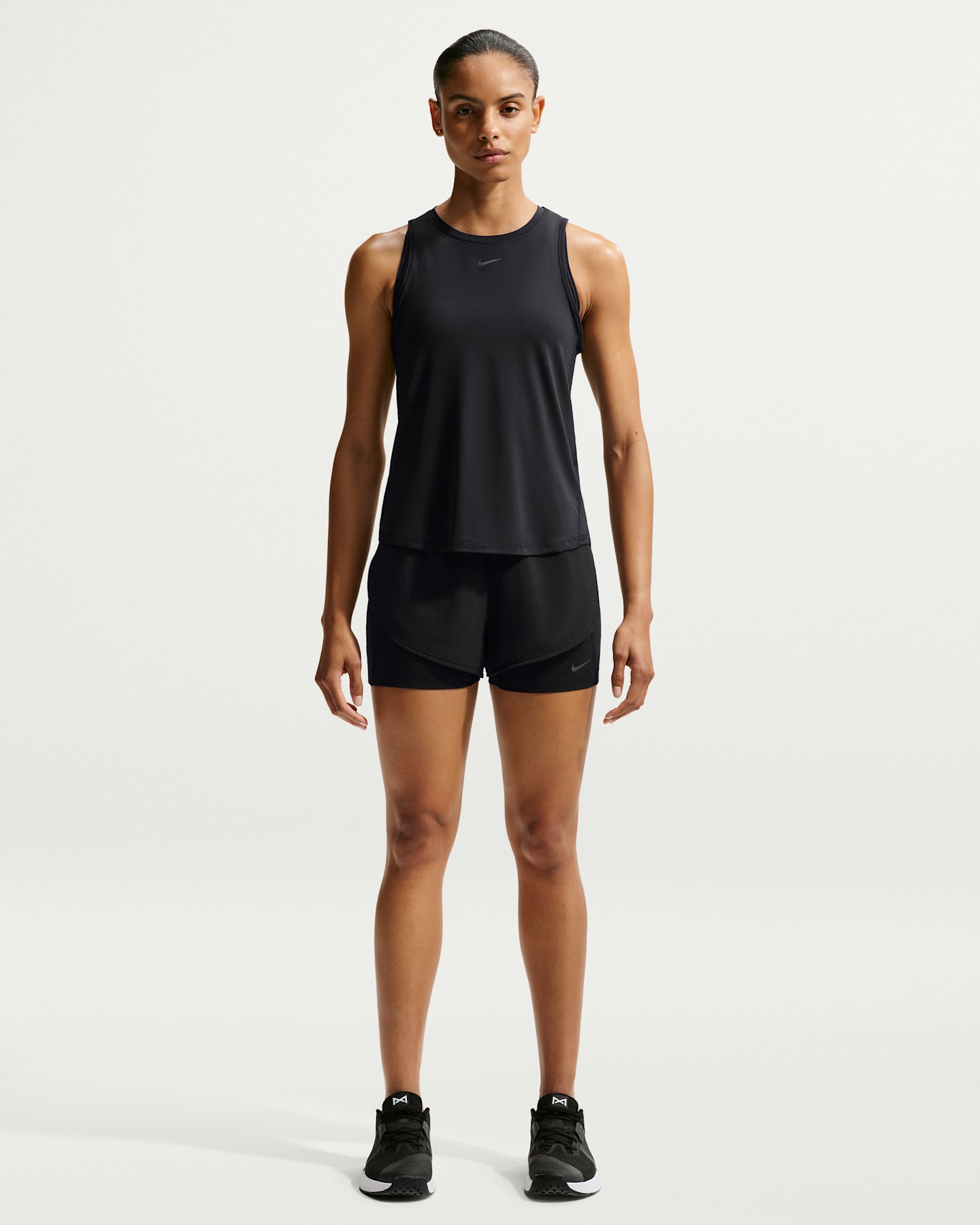 Женские шорты Nike Universa Women's 2-in-1 5" Shorts — фото 8
