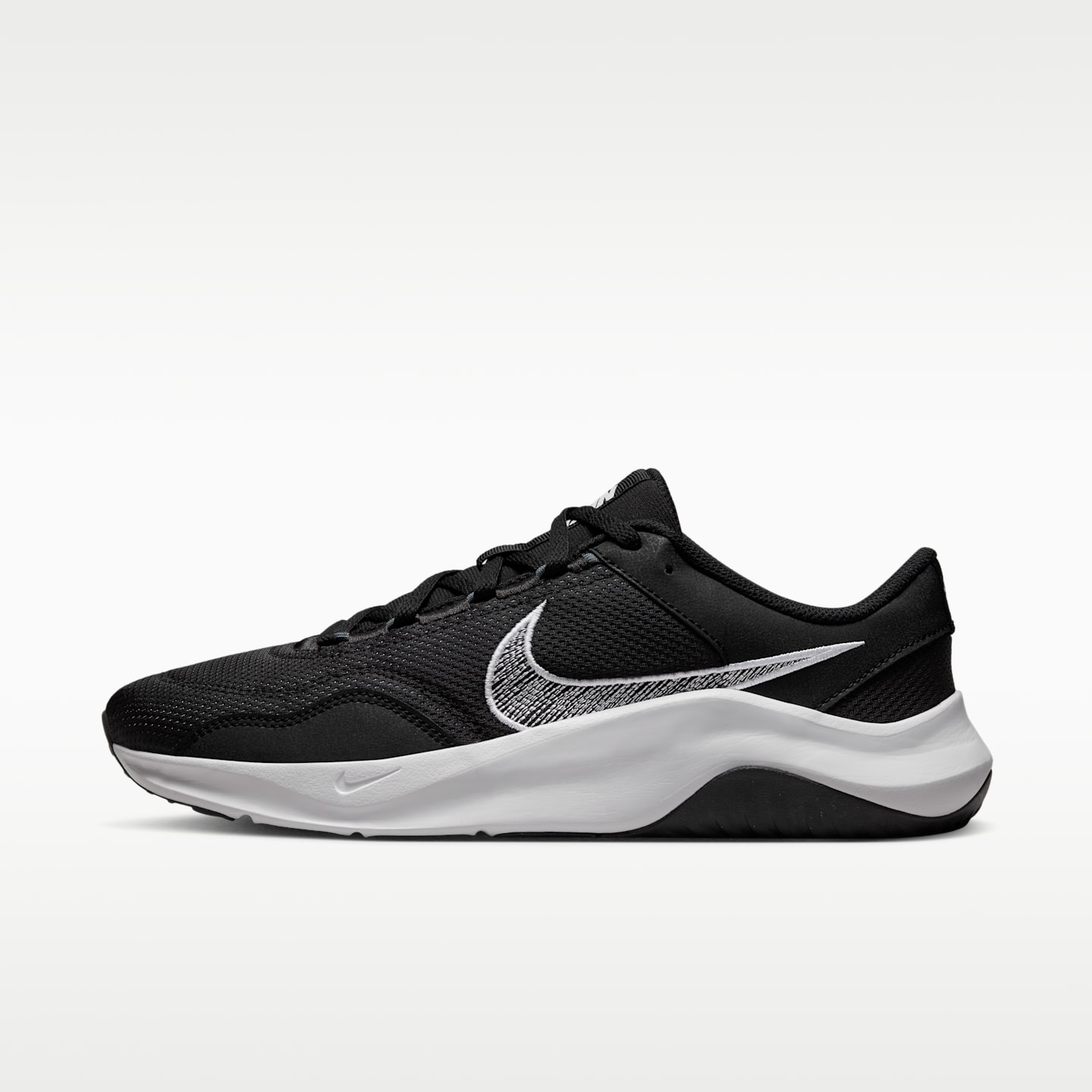 Мужские кроссовки Nike Legend Essential 3 Next Nature Men's Workout Shoes — фото 1