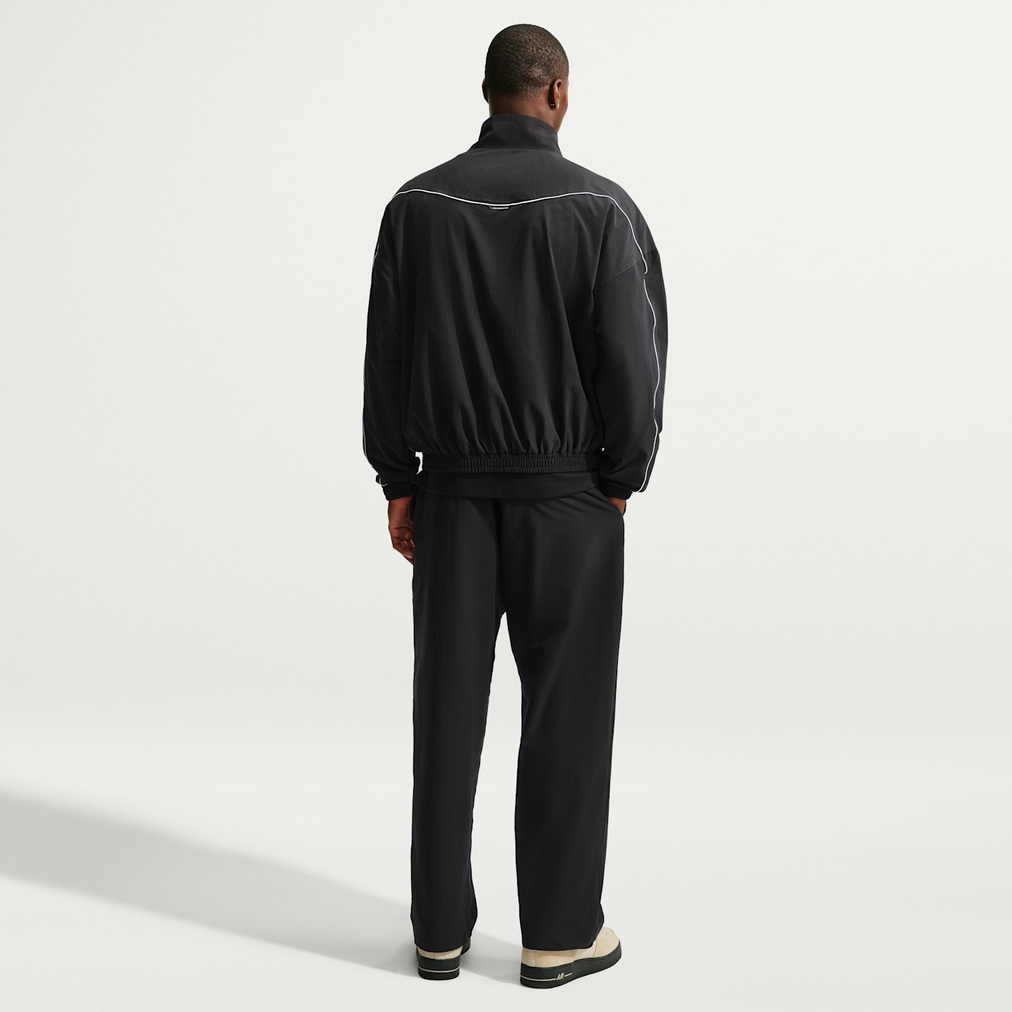 Мужские куртки Nike Standard Issue Men's Nike Dri-FIT Woven Basketball Jacket — фото 5