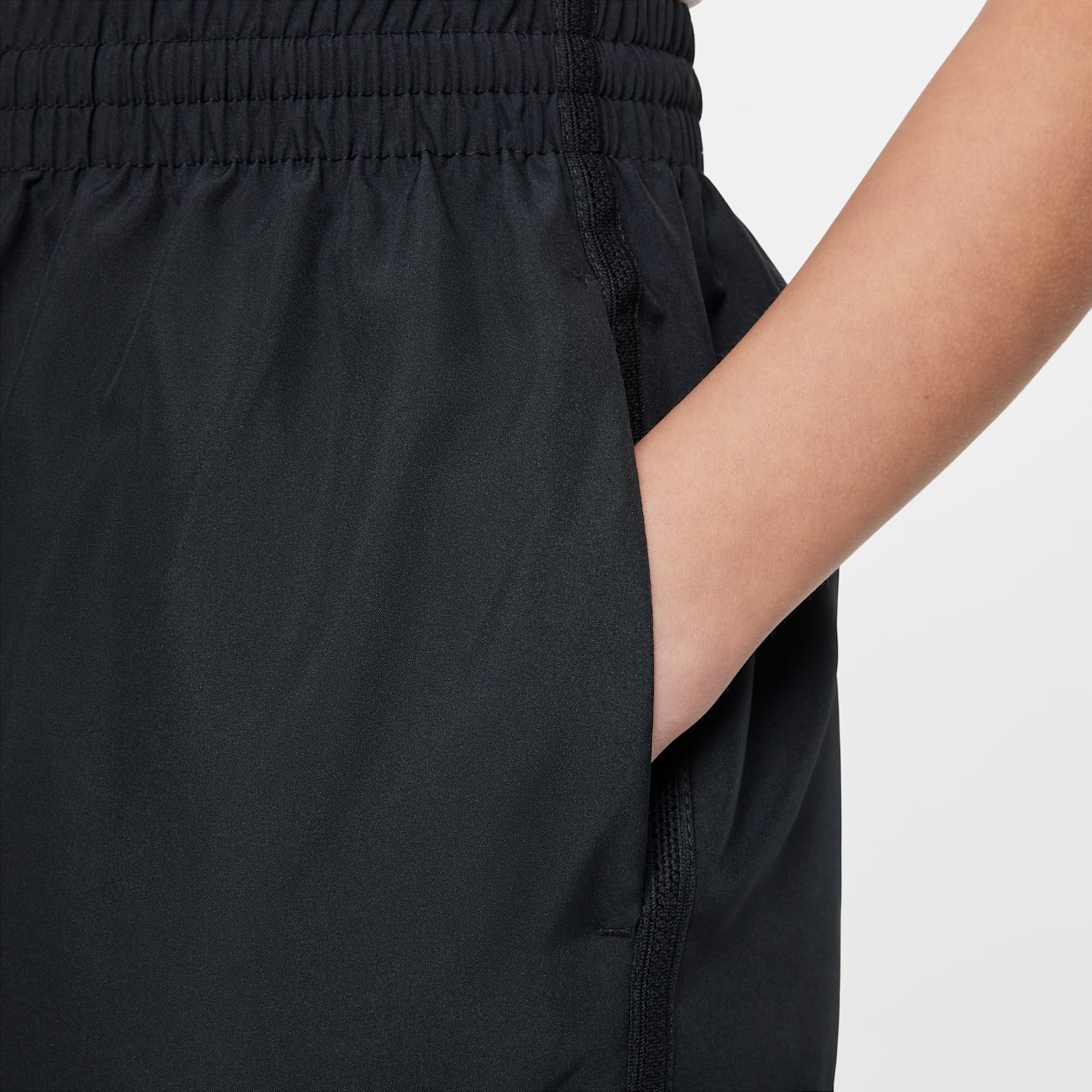 Детские шорты Nike Multi Big Kids' Dri-FIT Woven Shorts — фото 5