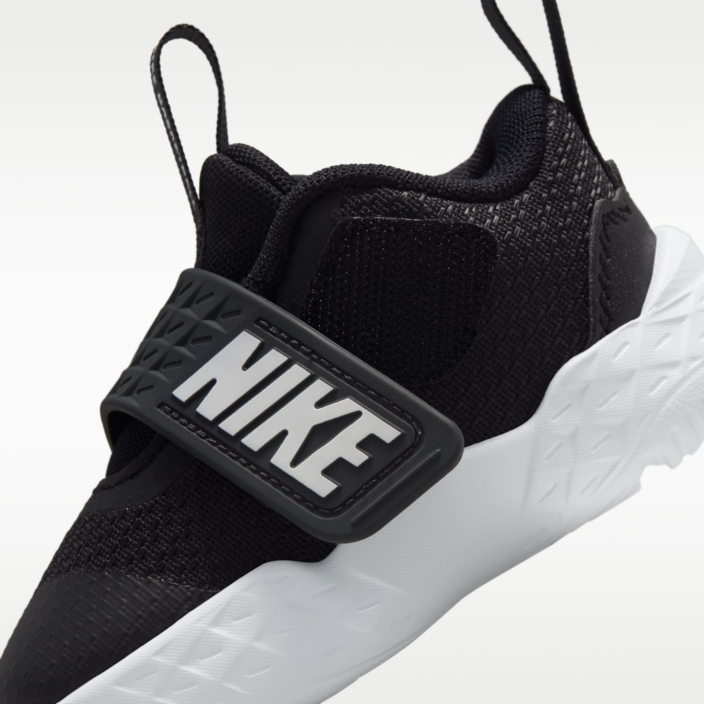 Детские кроссовки Nike Team Hustle D 12 Baby/Toddler Shoes — фото 8