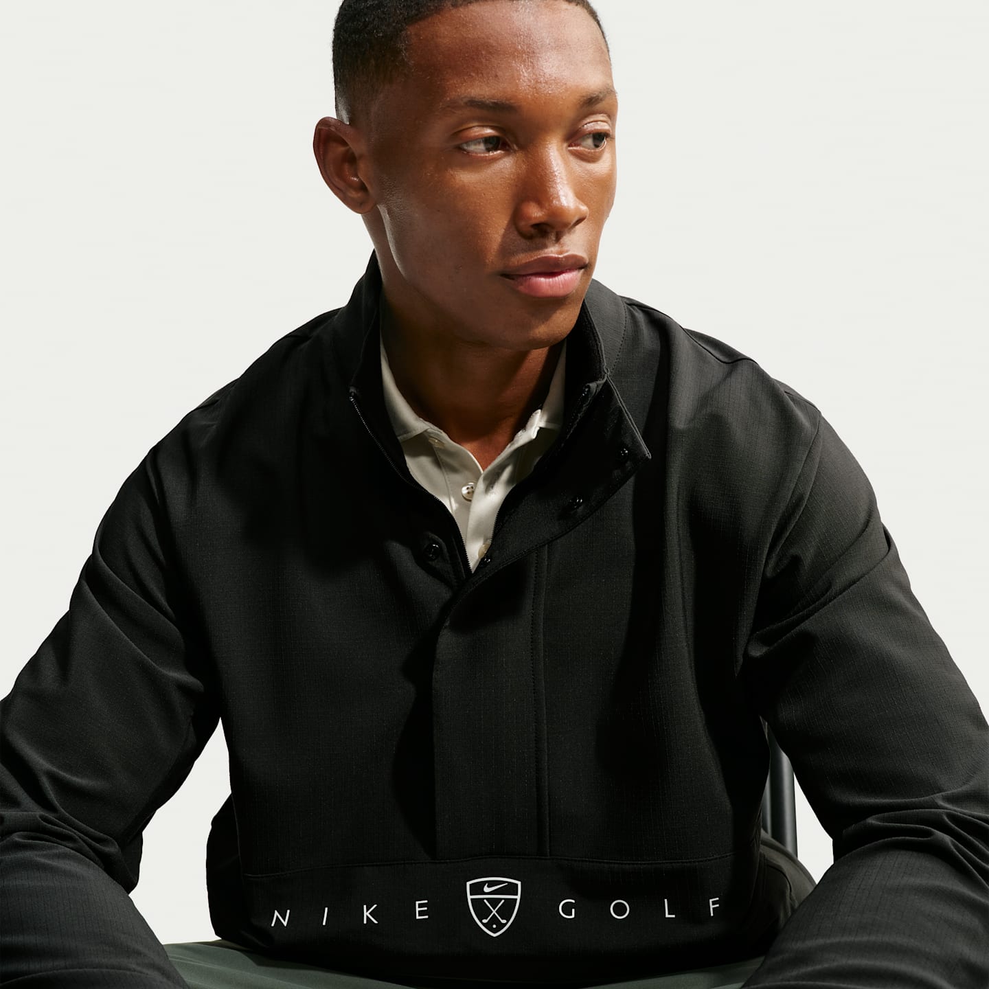 Мужские куртки Nike Men's Repel Golf Jacket — фото 3