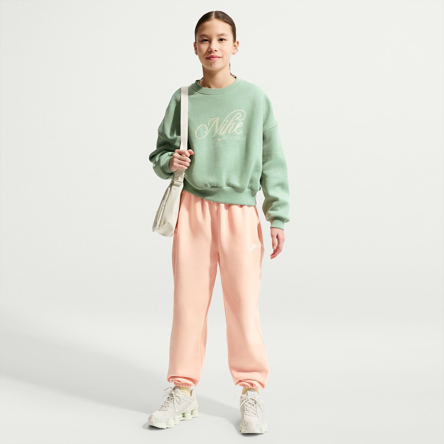 Детские брюки Nike Sportswear Club Fleece Big Kids' Loose Pants — фото 1