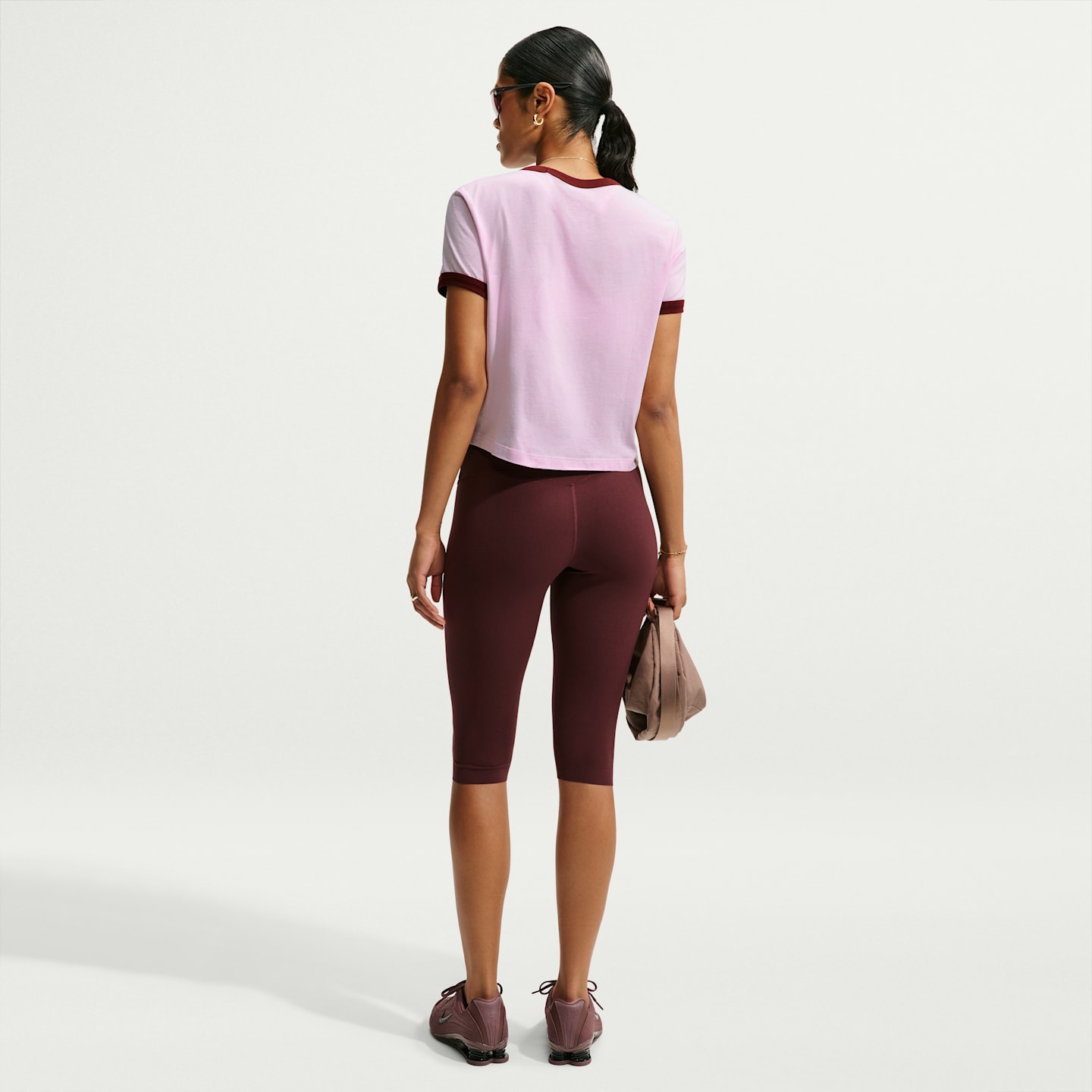Женские футболки Nike Sportswear Women's Ringer T-Shirt — фото 5