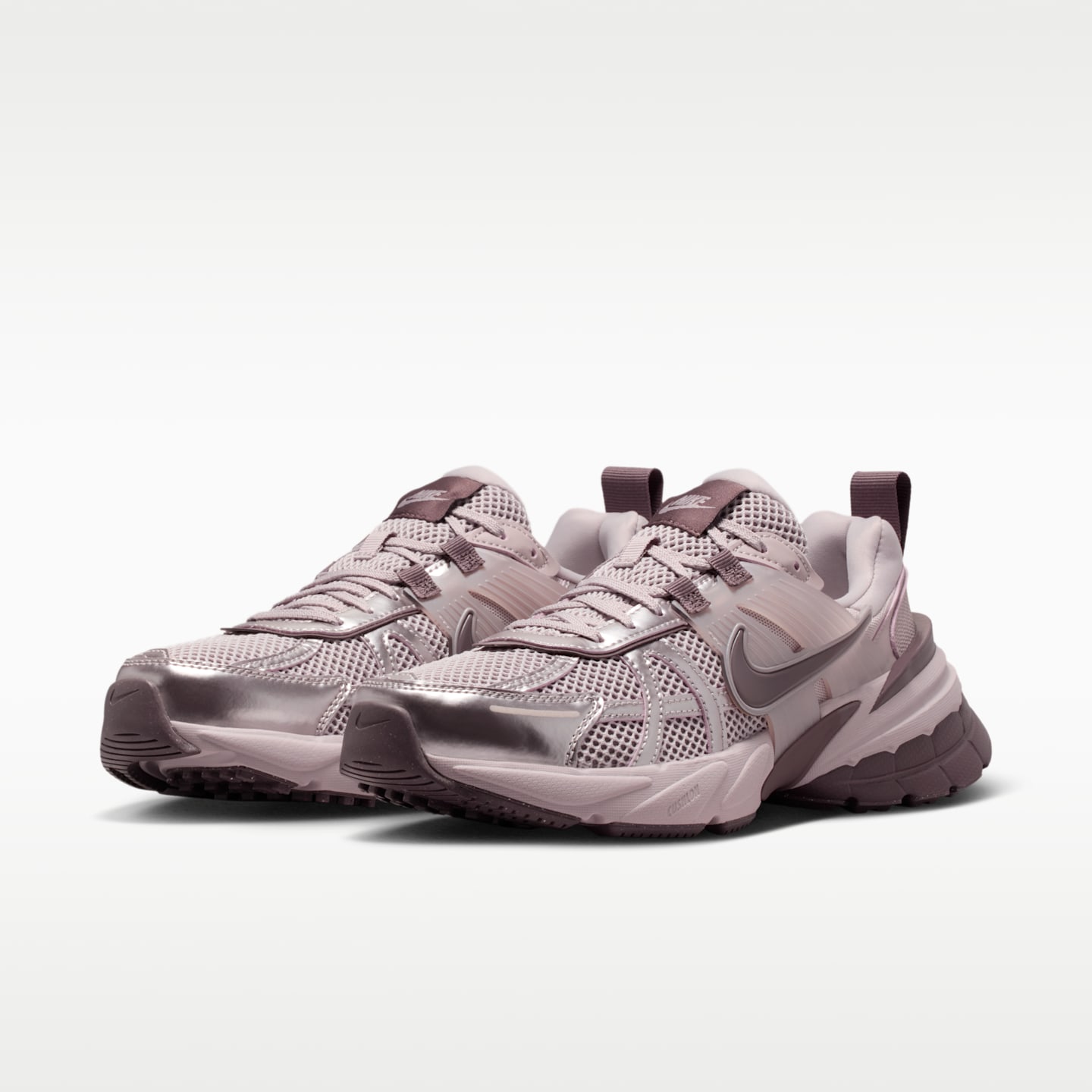 Женские кроссовки Nike V2K Run Women's Shoes with Reflective Accents — фото 5