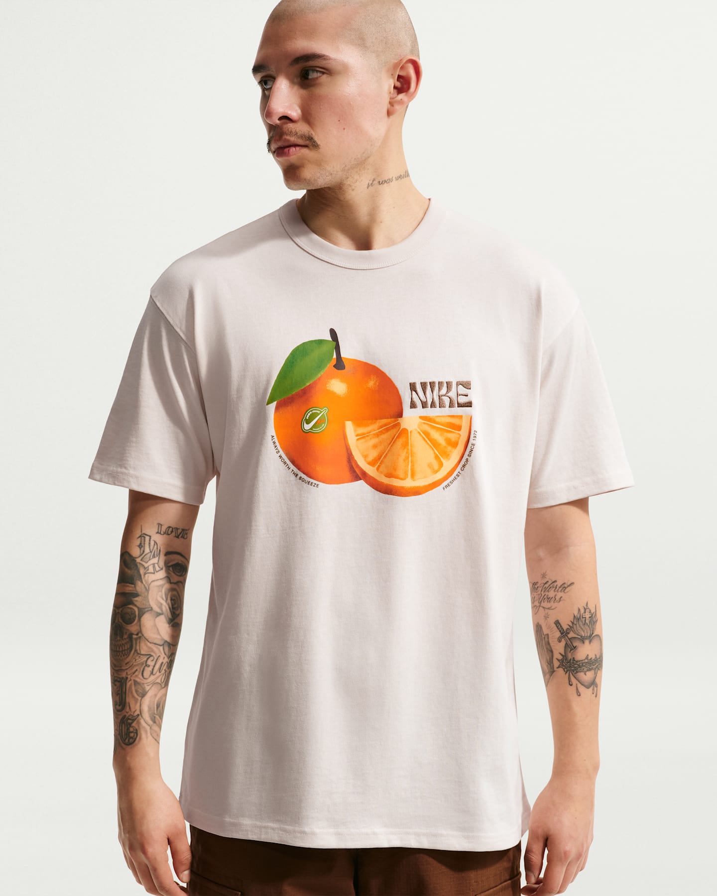 Мужские футболки Nike Sportswear Premium Essentials T-Shirt — фото 6
