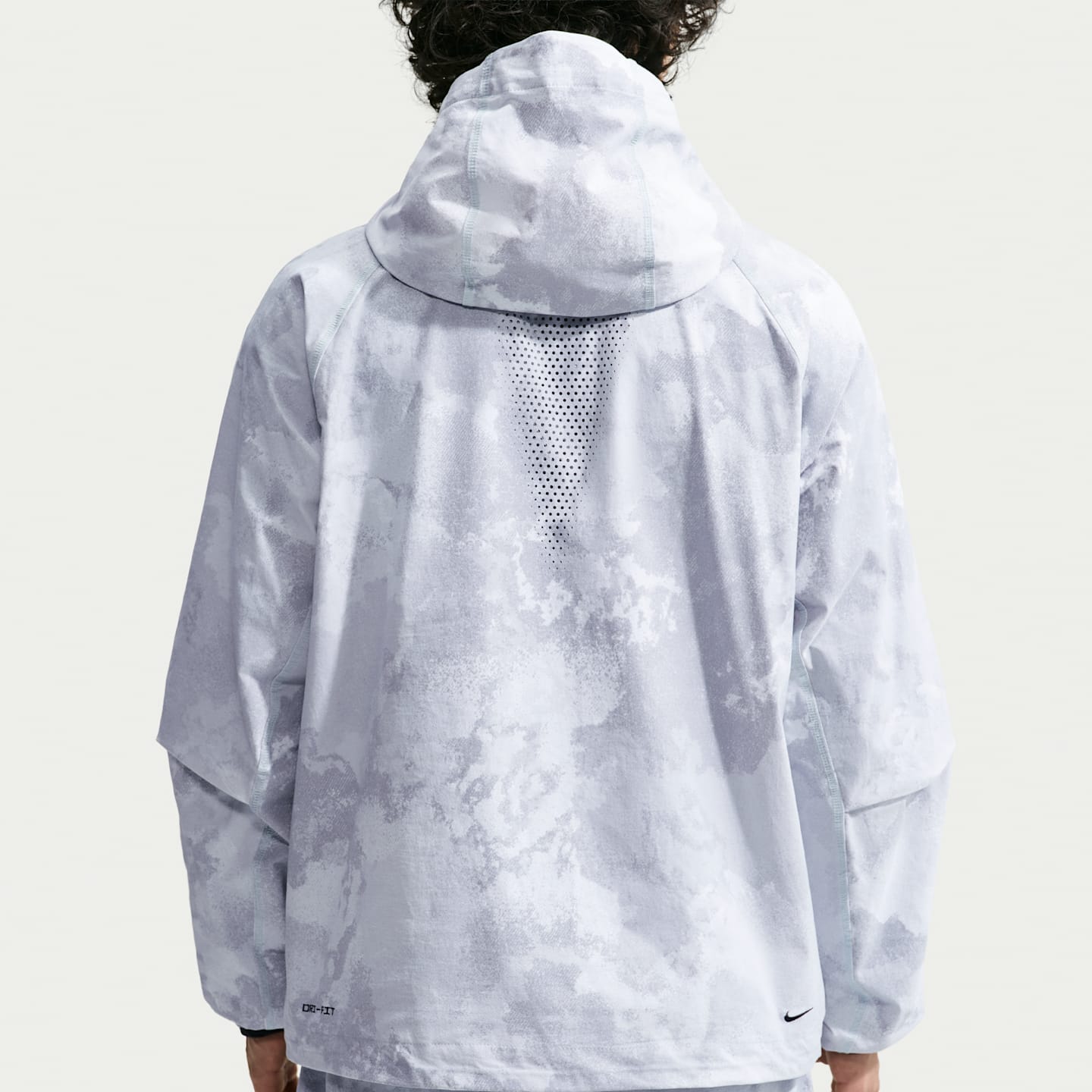 Мужские куртки Nike Tech Windrunner Men's Dri-FIT Woven Full-Zip Jacket — фото 2