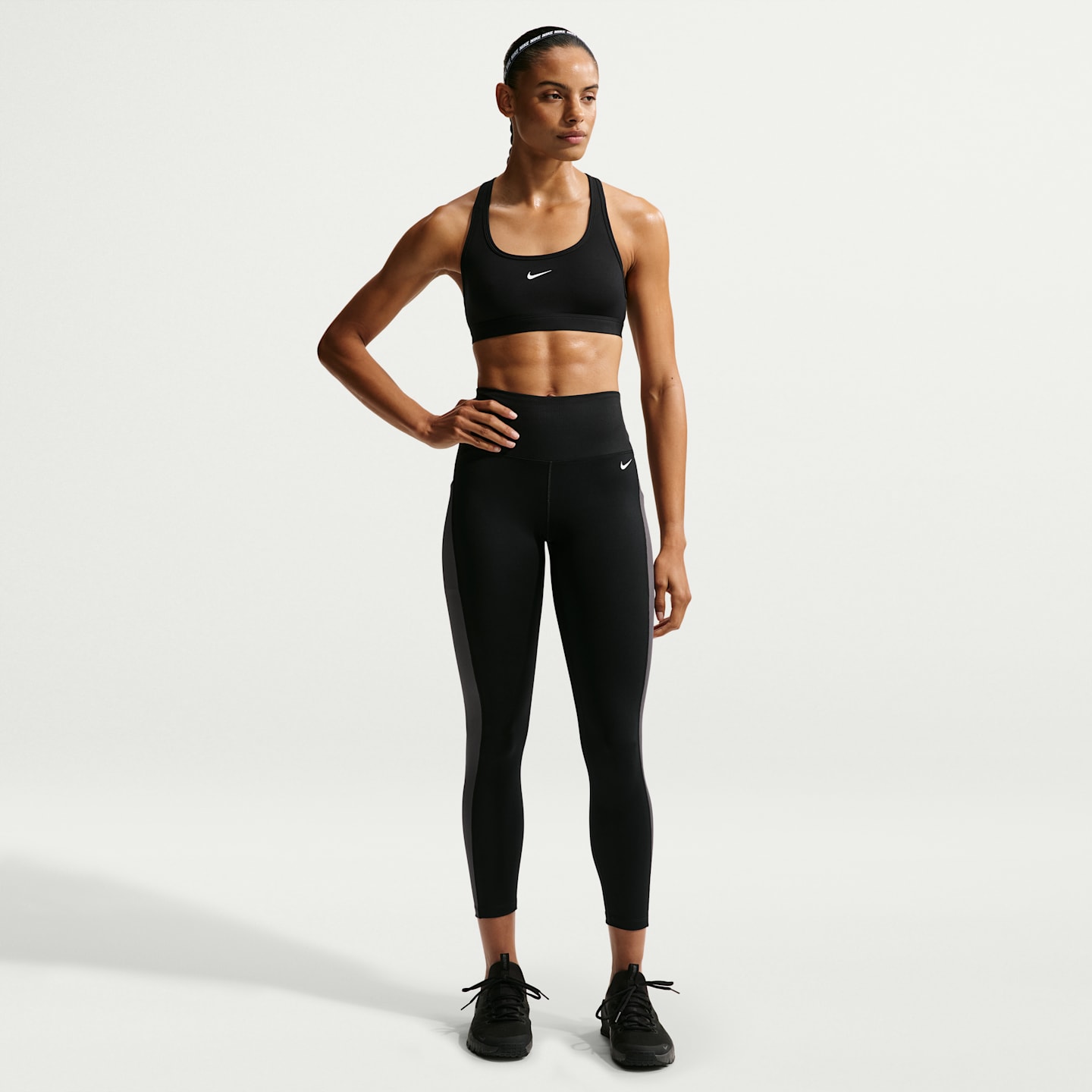 Женские леггинсы Nike One Women's High-Waisted 7/8 Leggings — фото 1