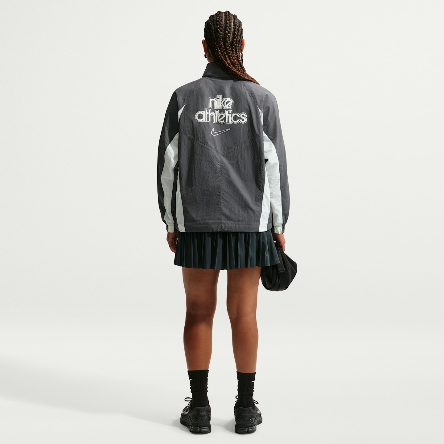 Женские куртки Nike Sportswear Women's Woven Jacket — фото 5