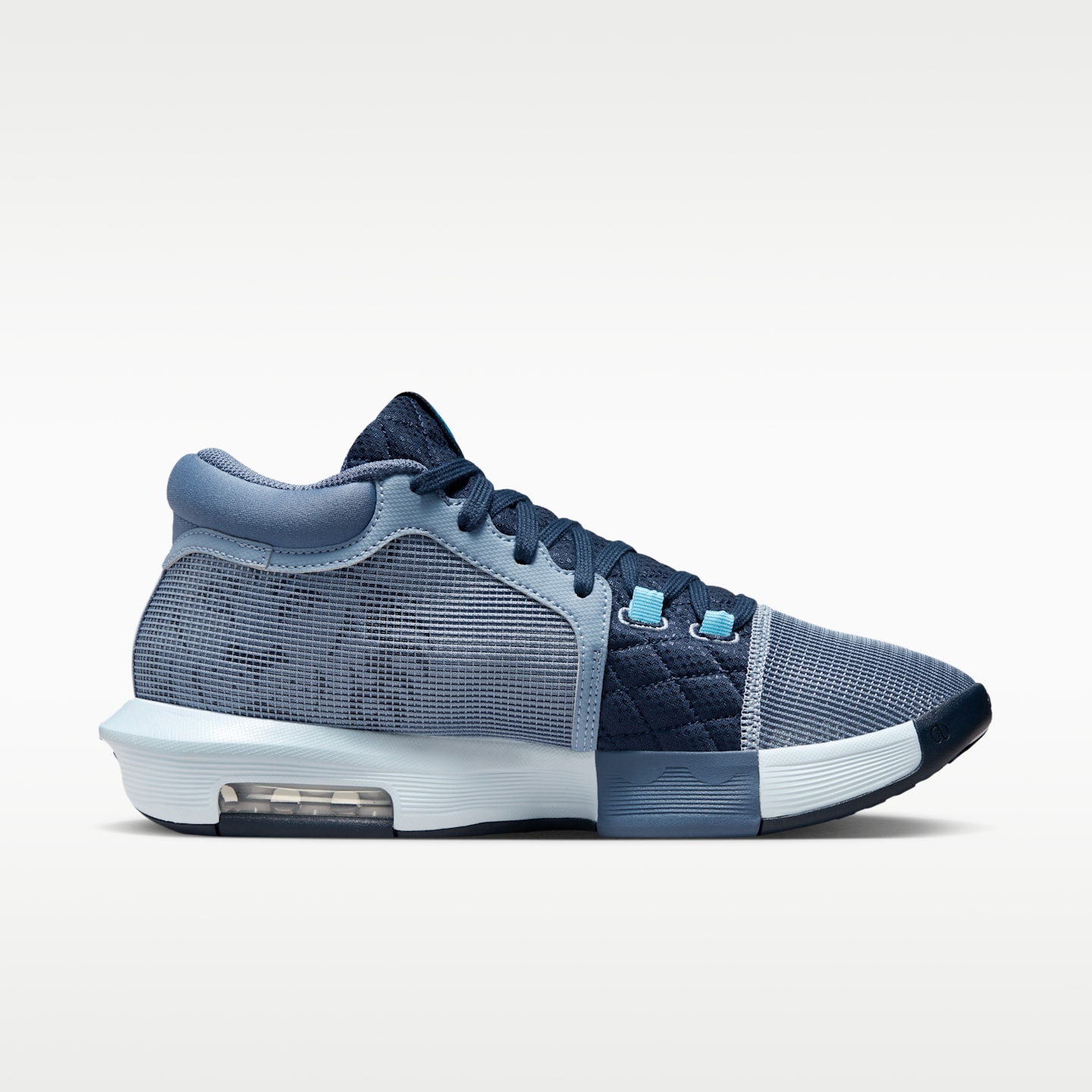 Женские кроссовки Nike LeBron Witness 8 Basketball Shoes — фото 3