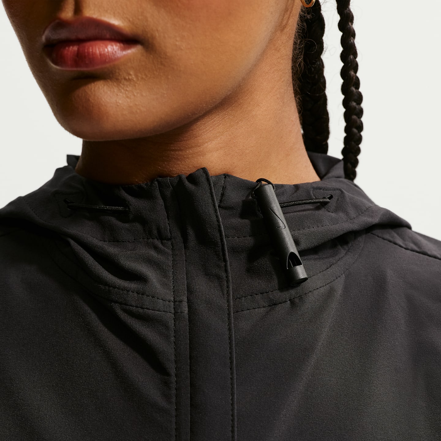 Женские куртки Nike Swift Women's Repel Packable Running Jacket — фото 6