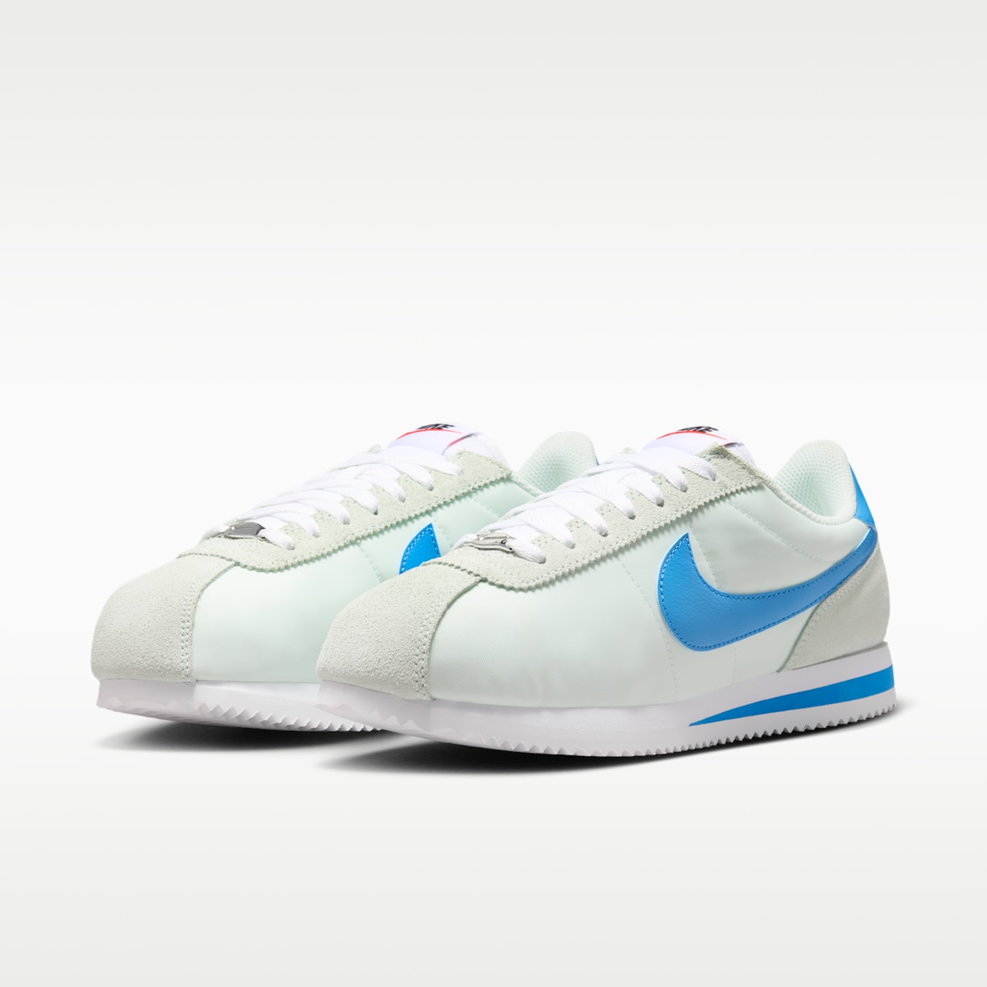Женские кроссовки Nike Cortez Textile Women's Shoes — фото 5
