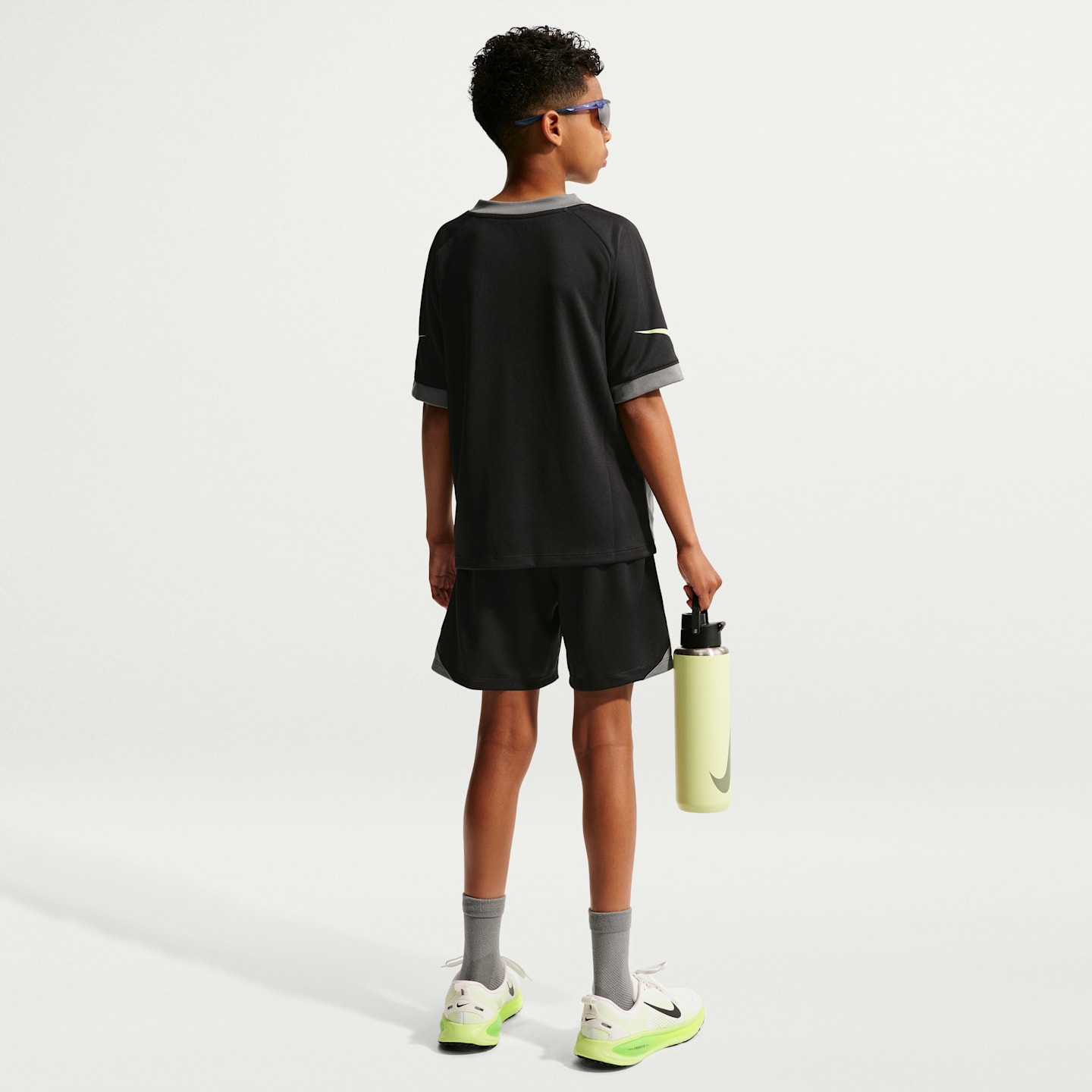 Детские топы Nike Multi Big Kids' (Boys') Dri-FIT Short-Sleeve Top — фото 5