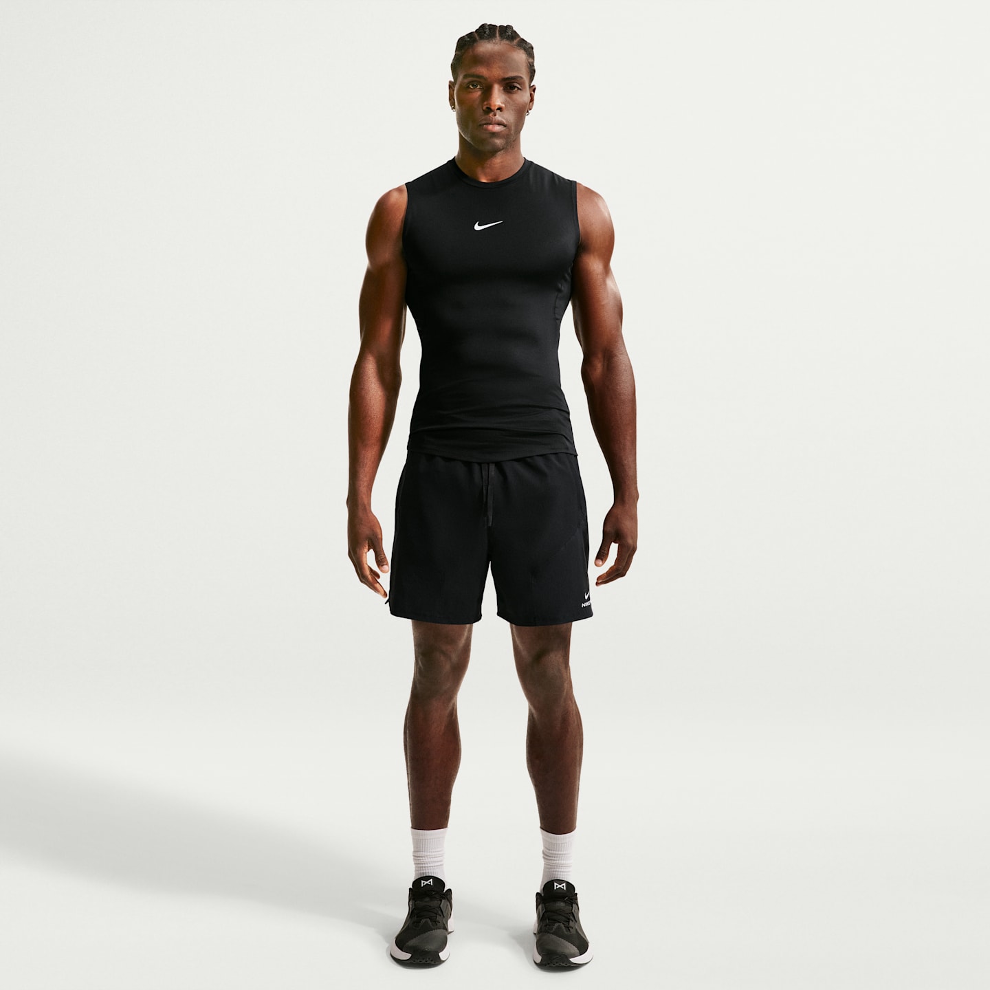 Мужские брюки Nike Pro Men's Dri-FIT Tight Sleeveless Fitness Top — фото 4