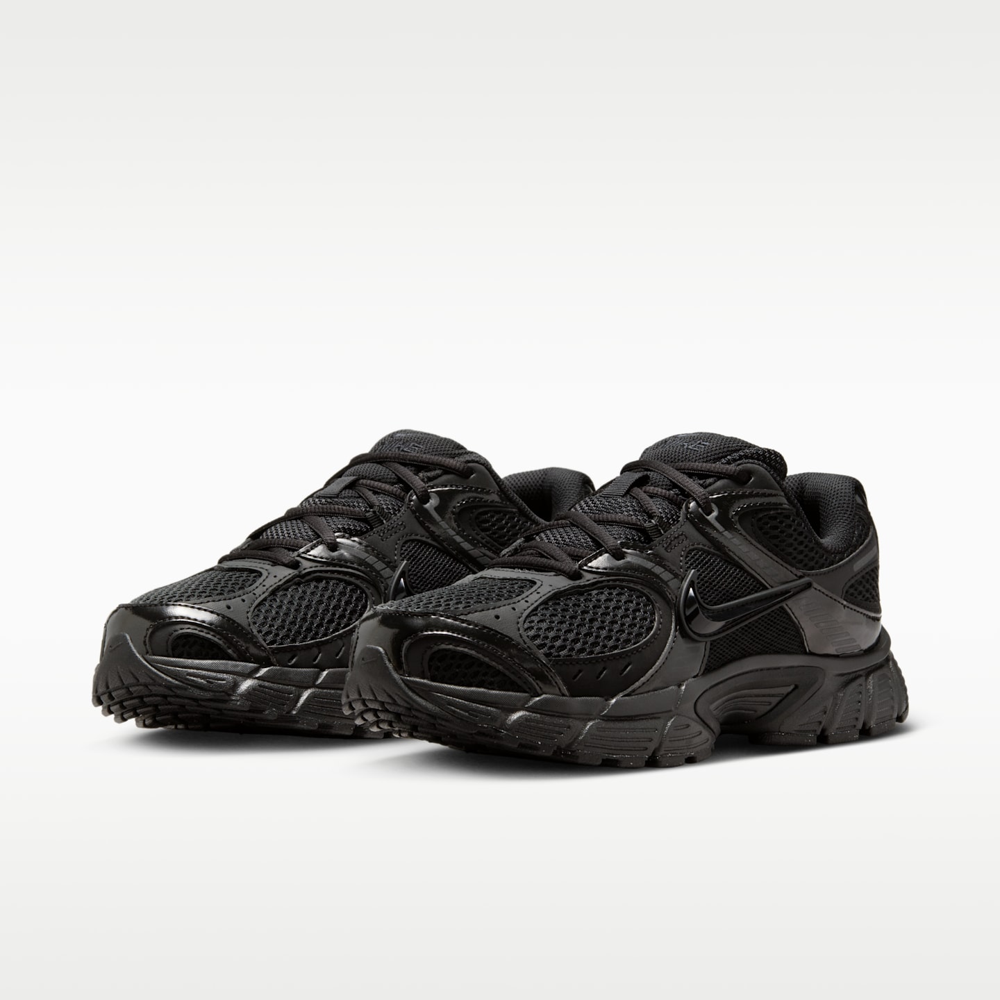 Женские кроссовки Nike V5 RNR Women's Shoes with Reflective Accents — фото 5