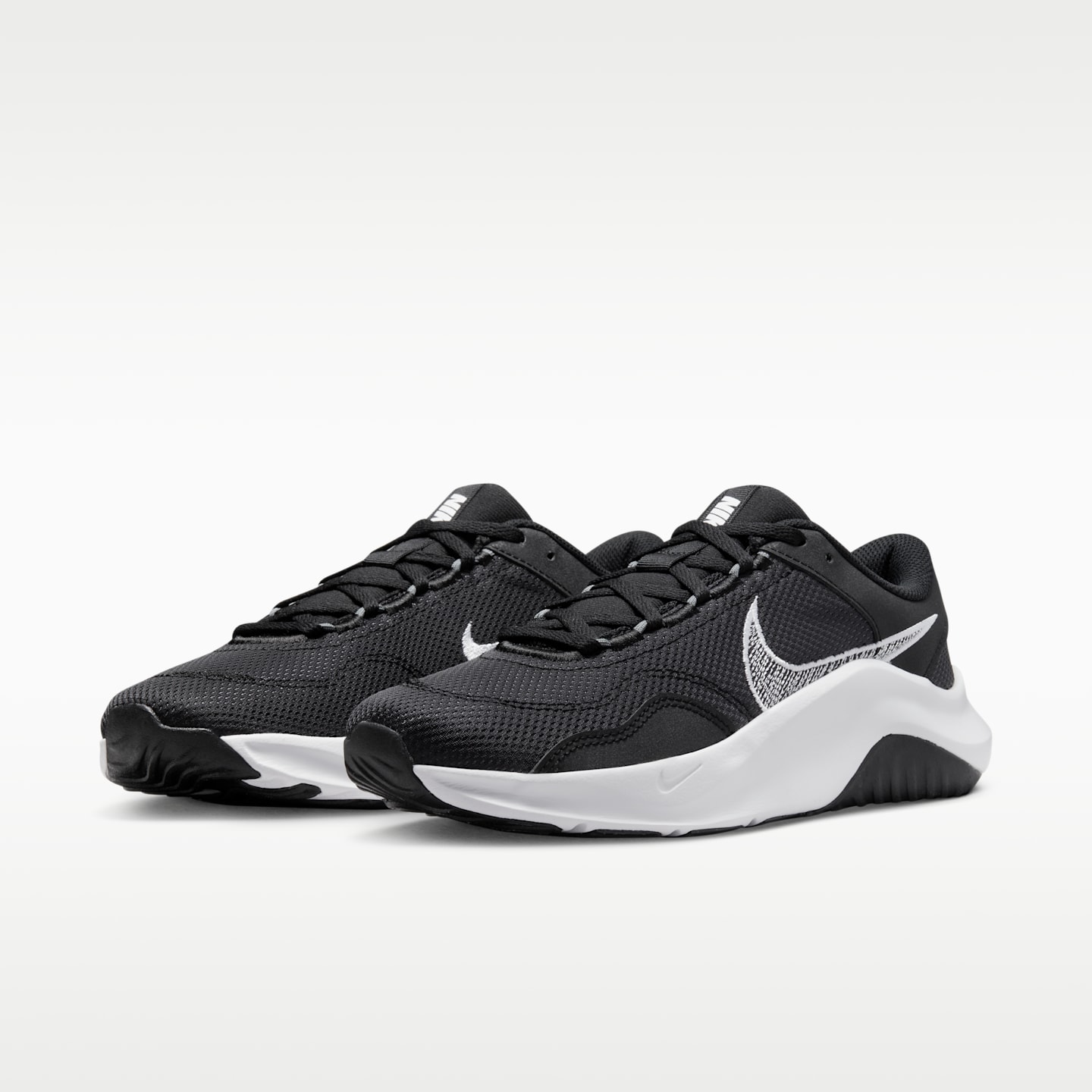 Женские кроссовки Nike Legend Essential 3 Next Nature Women's Workout Shoes — фото 5