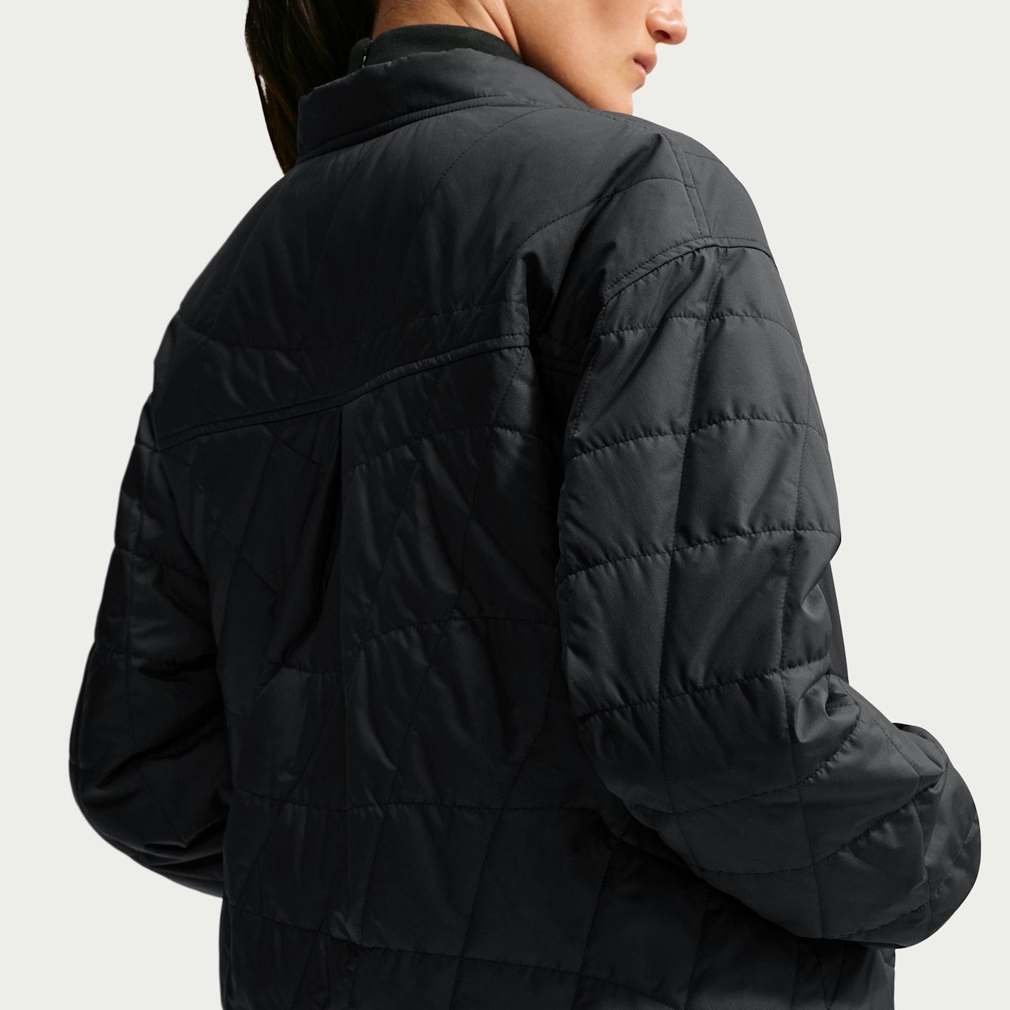 Nike Sportswear Women's Therma-FIT Quilted Barn Jacket — фото 2
