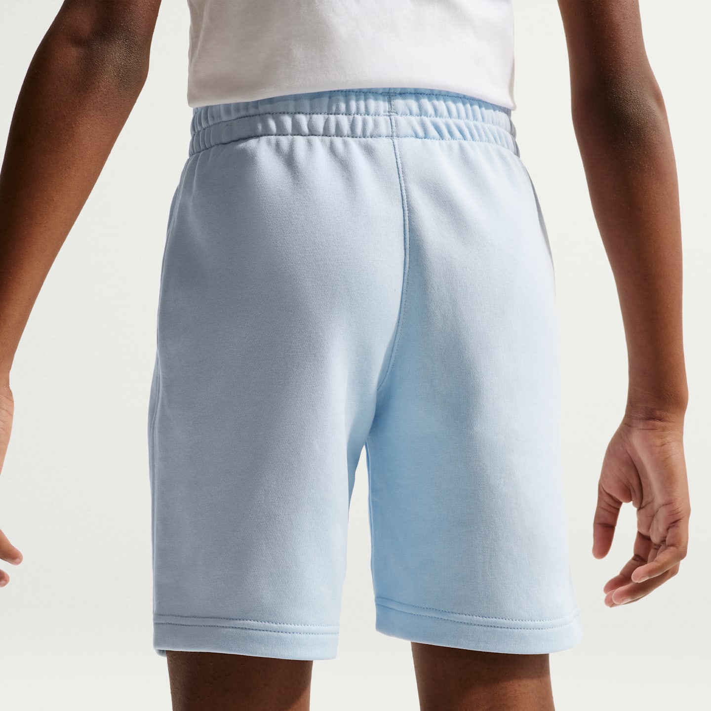 Детские шорты Nike Sportswear Club Big Kids' French Terry Shorts — фото 3