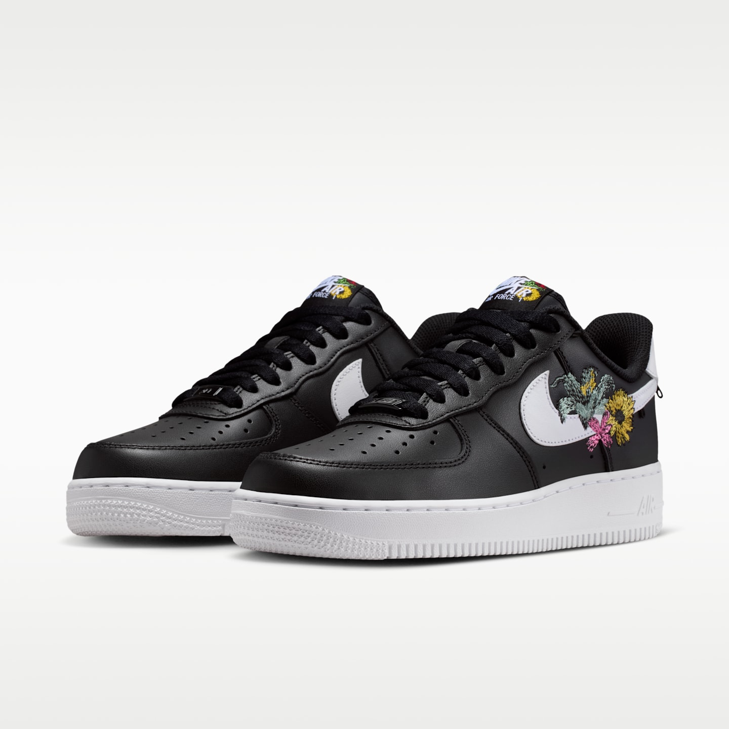 Женские кроссовки Nike Air Force 1 '07 Premium "Flowers" Women's Shoes — фото 5
