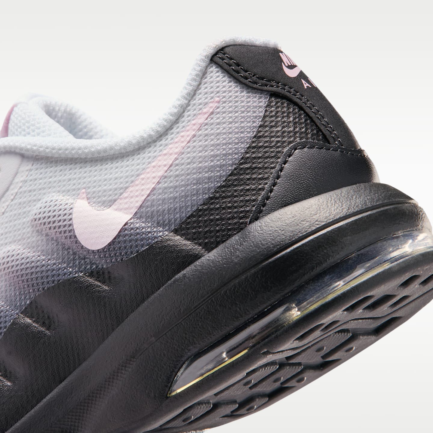 Детские кроссовки Nike Air Max Invigor Little Kids' Shoes — фото 8