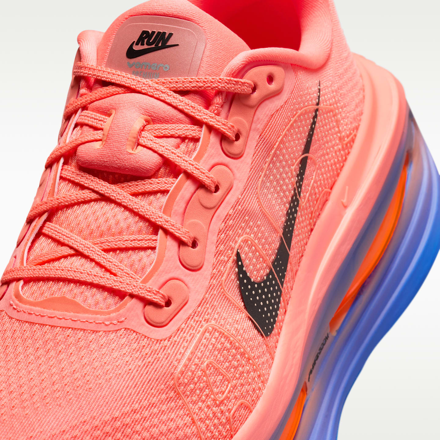 Мужские кроссовки Nike Vomero Premium — фото 7