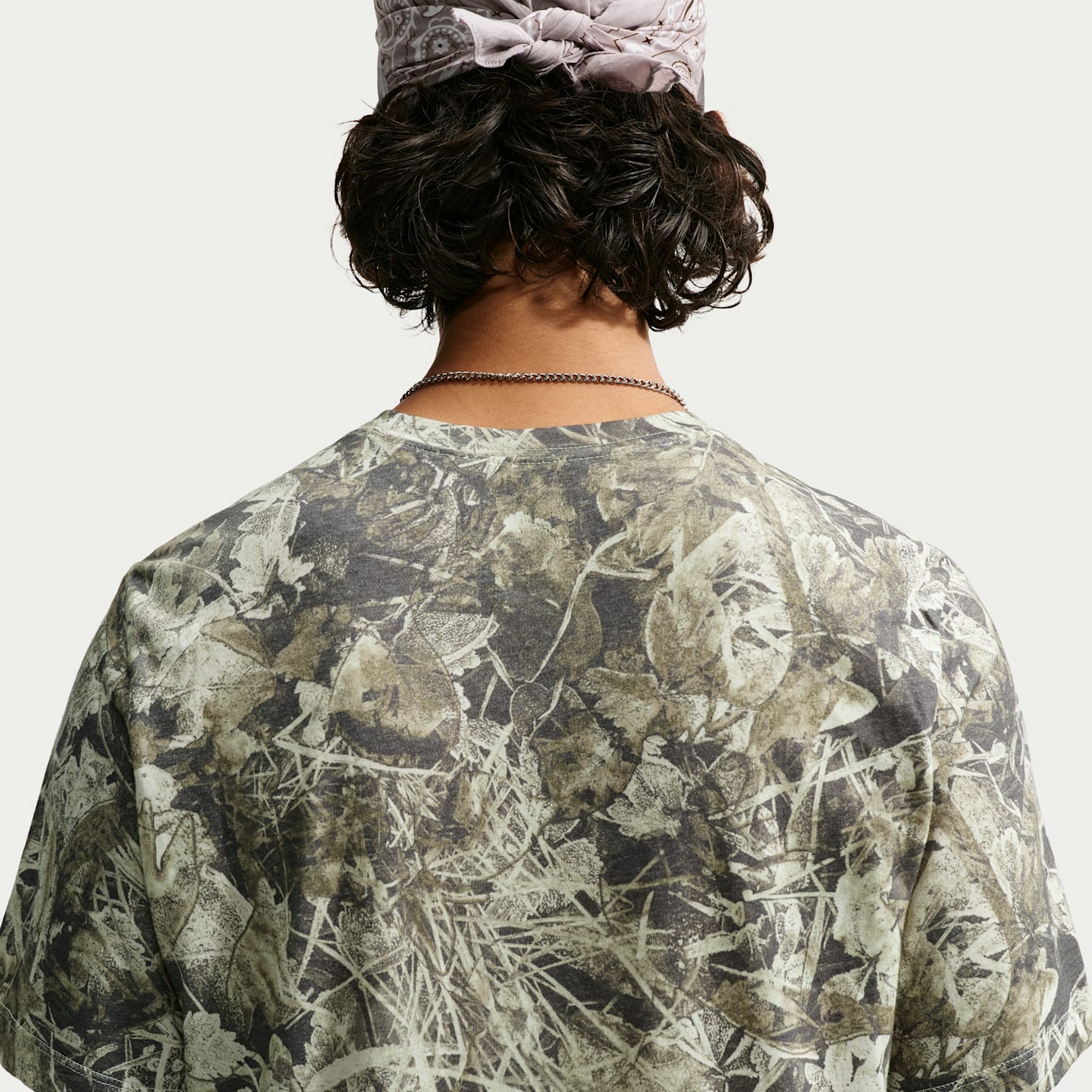 Мужские футболки Nike ACG "Chamo Camo" Men's Dri-FIT Trail Running T-Shirt — фото 2