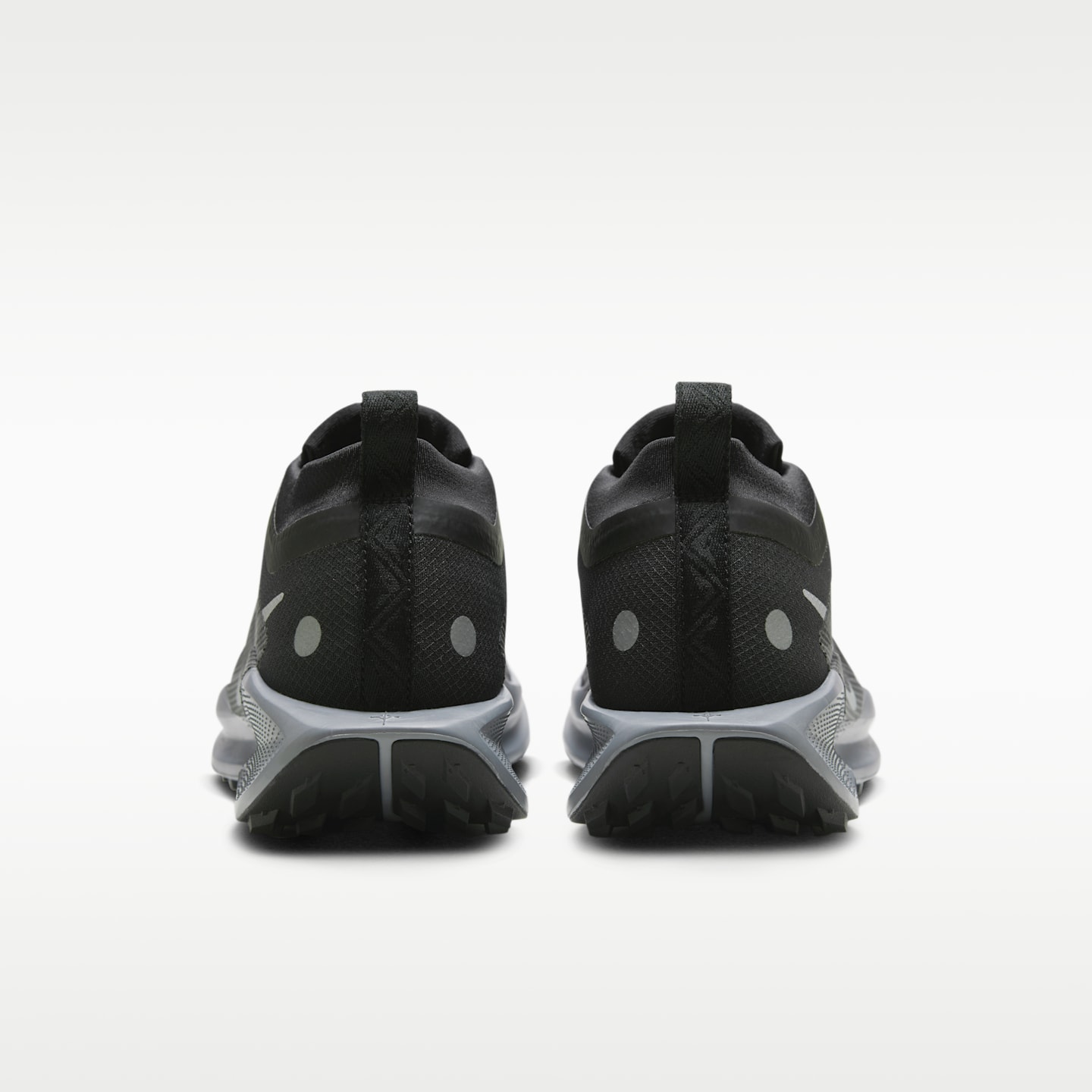 Женские кроссовки Nike Pegasus Trail 5 GORE-TEX Women's Waterproof Trail Running Shoes — фото 6