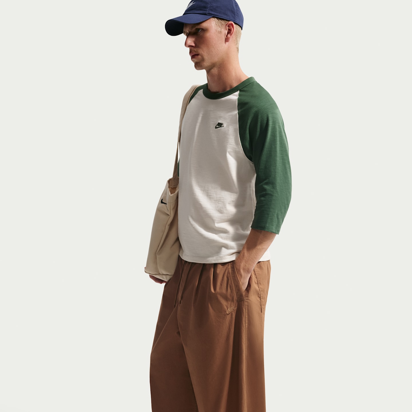 Мужские брюки Nike Club Men's Balloon Pants — фото 4