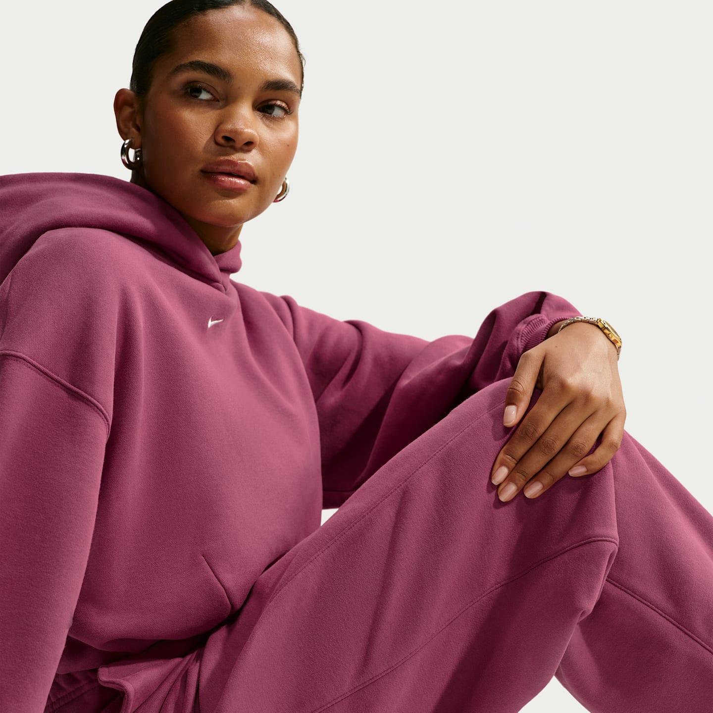 Женские брюки Nike Studio Fleece Medium Weight Women's Loose Pleated Snap Pants — фото 4