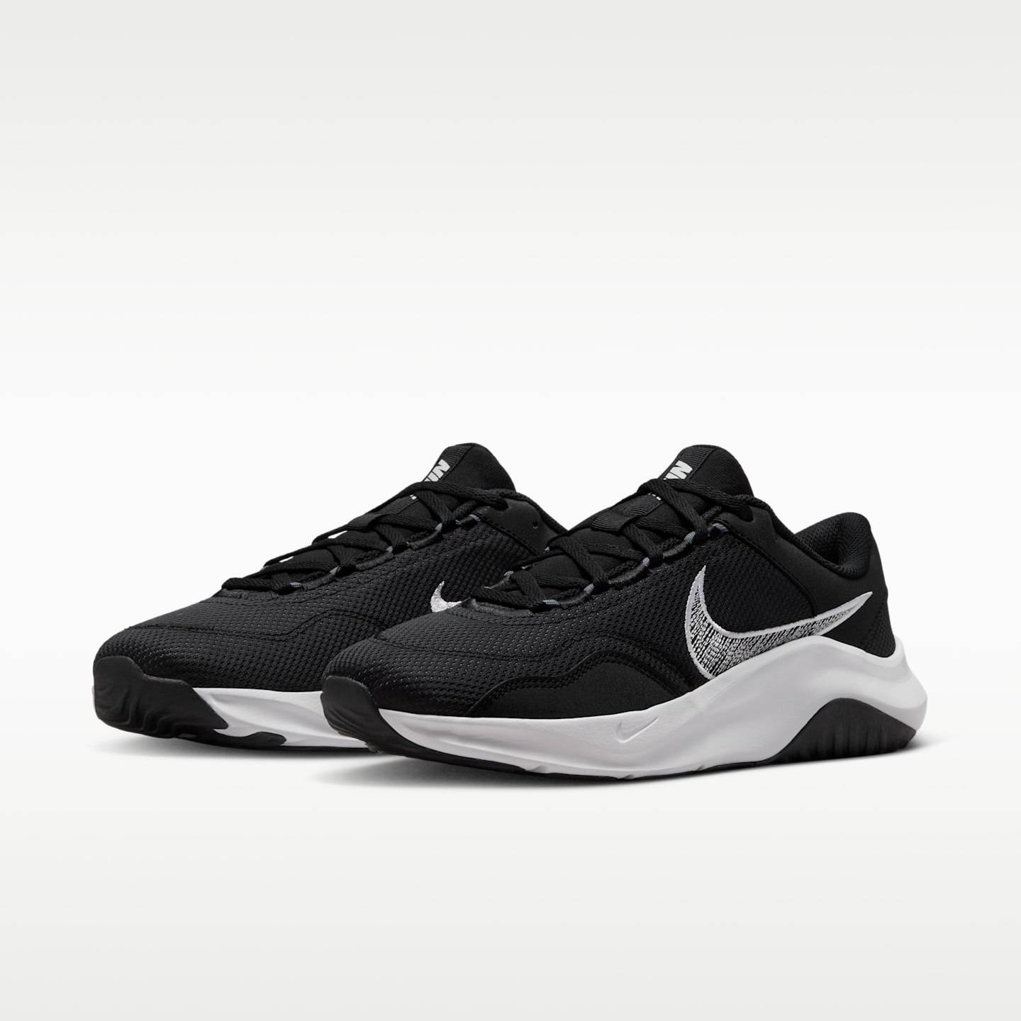 Мужские кроссовки Nike Legend Essential 3 Next Nature Men's Workout Shoes — фото 5