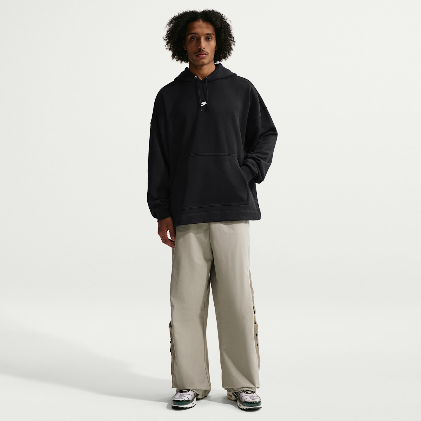 Мужские худи Nike Sportswear Club Men's Oversized French Terry Pullover — фото 4