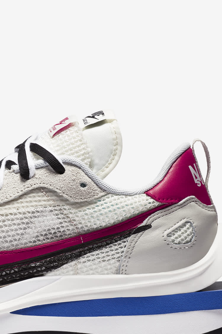 Nike x sacai VaporWaffle 'Royal Fuchsia' Release Date. Nike SNKRS