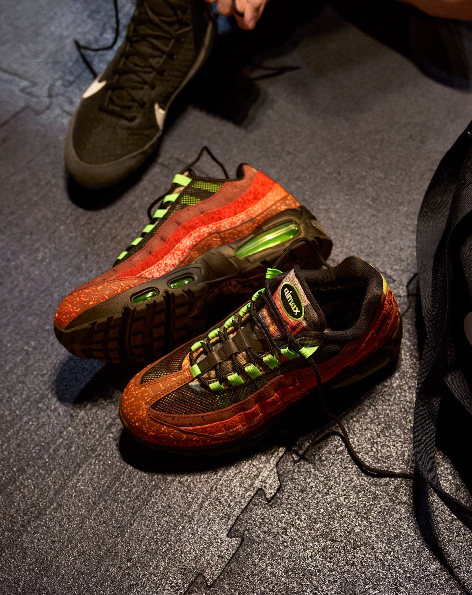 Air Max 95 Big Bubble 'Hong Kong' (IQ5755-200) Release Date