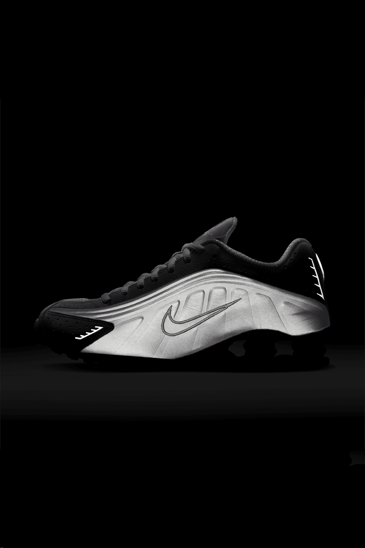 Shox R4 'White and Metallic Silver' (AR3565-101) Release Date ...