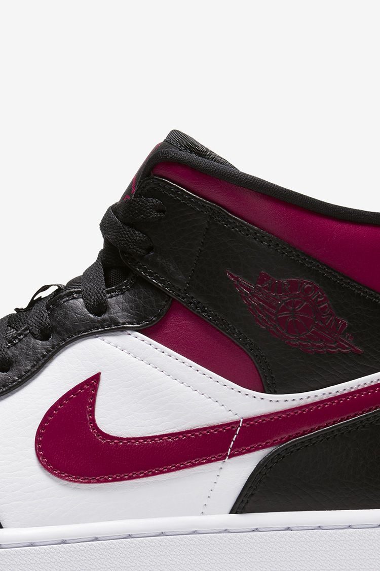 Air Jordan 1 Mid 'Noble Red' Release Date. Nike SNKRS MY