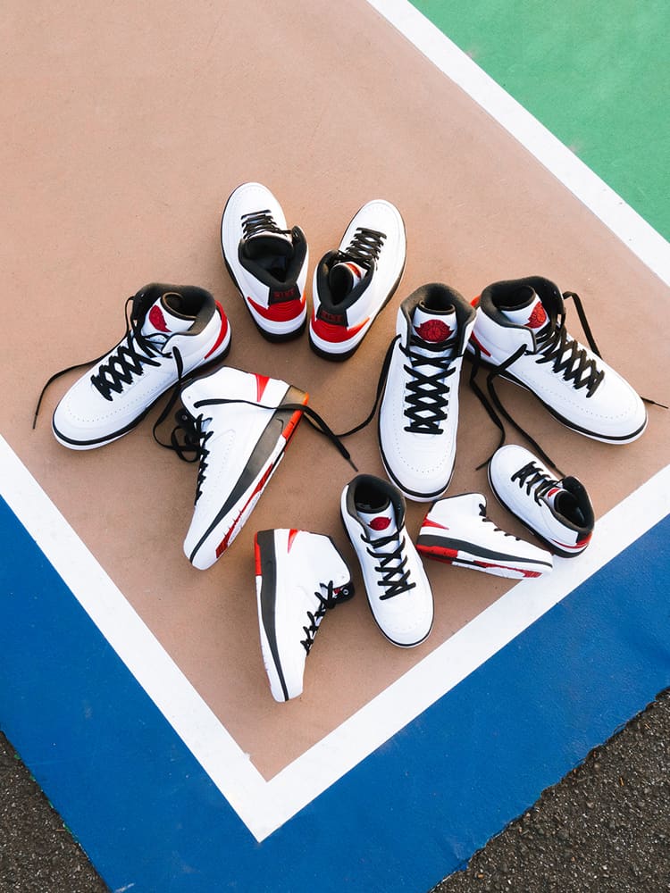 NIKE公式Air Jordan 2 Chicago Kids Sizes. Nike SNKRS JP