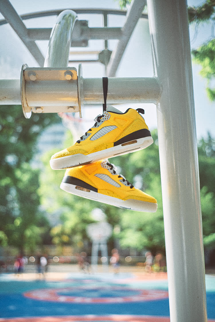 NIKE公式】ジョーダン スパイジーク LOW 'Varsity Maize' (HF4319-741 ...