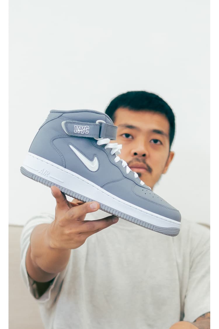 SNKRS 風格：AF1 中筒Jewel \