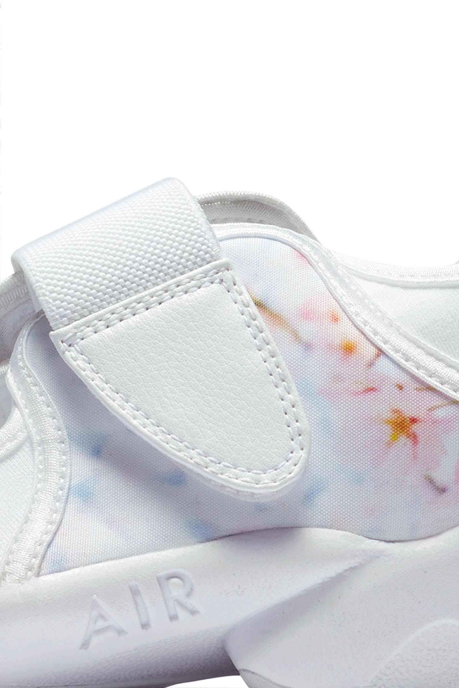 Air Rift "Cherry Blossom" para mujer. Nike SNKRS