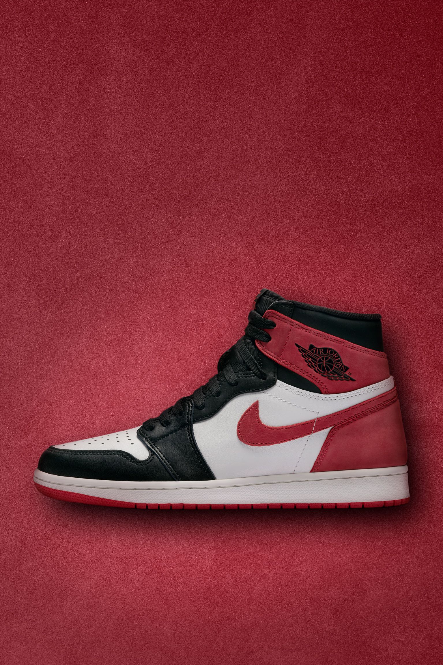 Nike Air Jordan 1 'Summit White \u0026amp; Track Red \u0026amp; Black' Release Date.  Nike SNKRS GB