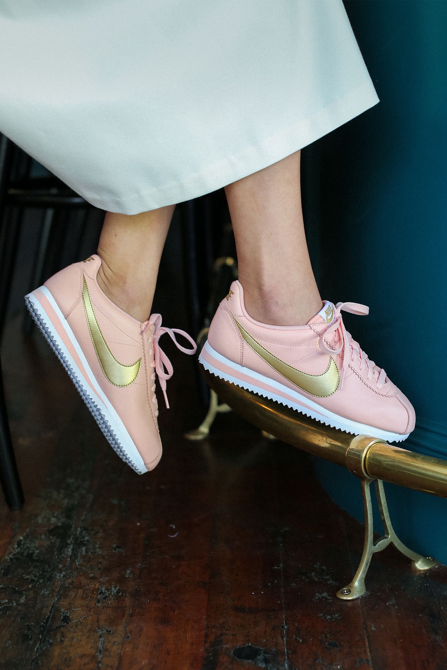 nike cortez metallic pink