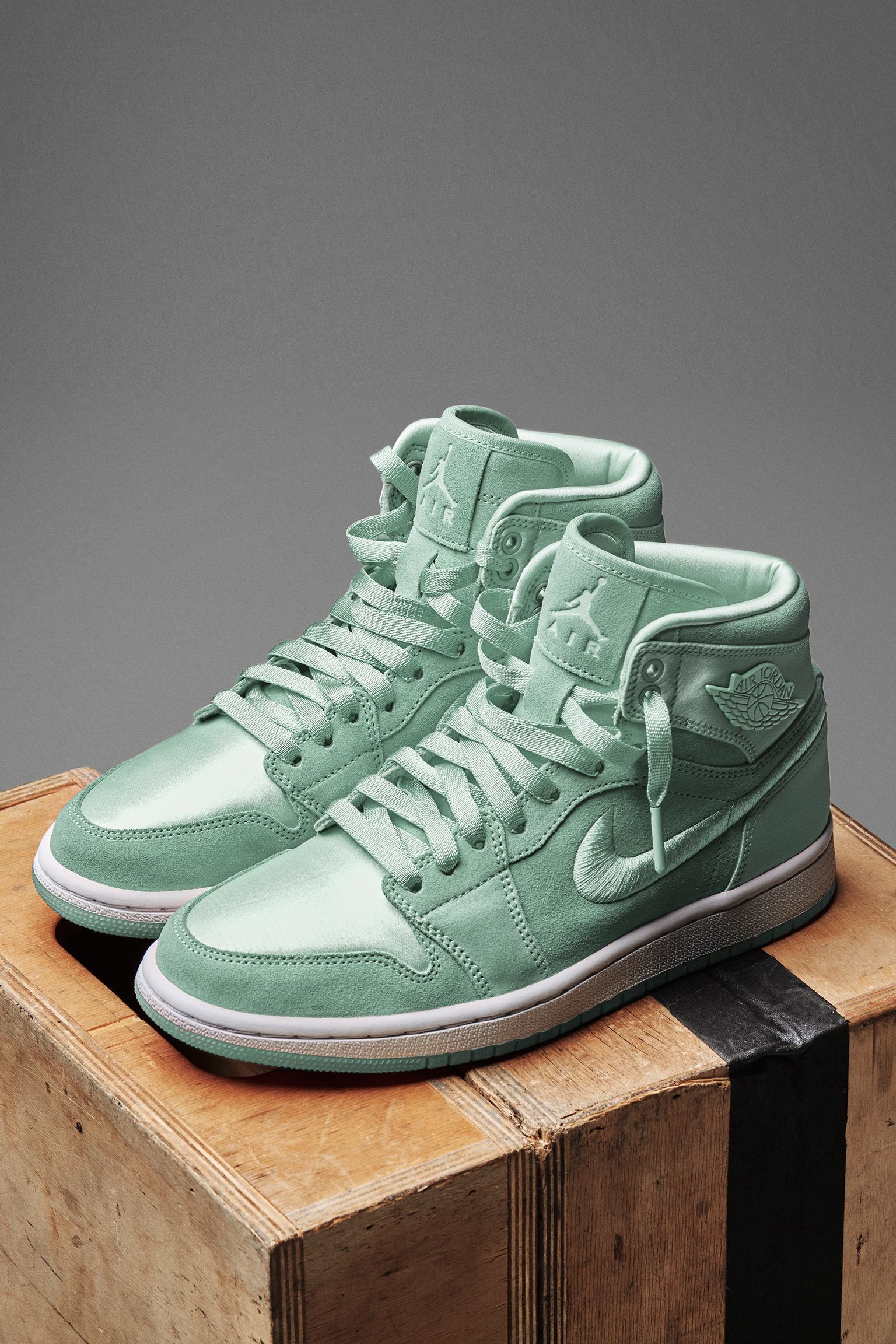 air jordan 1 mint foam