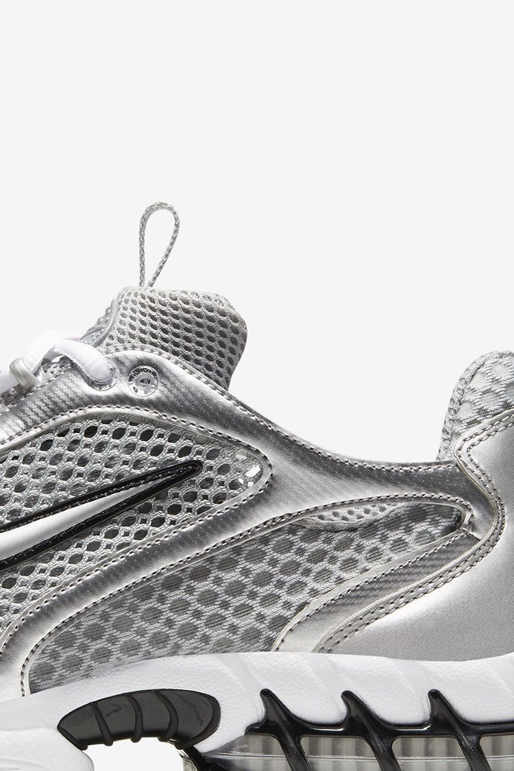 de lanzamiento de las Air Zoom Spiridon Cage "Metallic Silver". Nike SNKRS ES