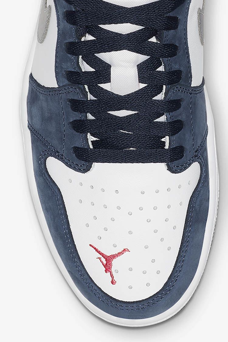 SB x Air Jordan I Low 'Midnight Navy' Release Date. Nike SNKRS