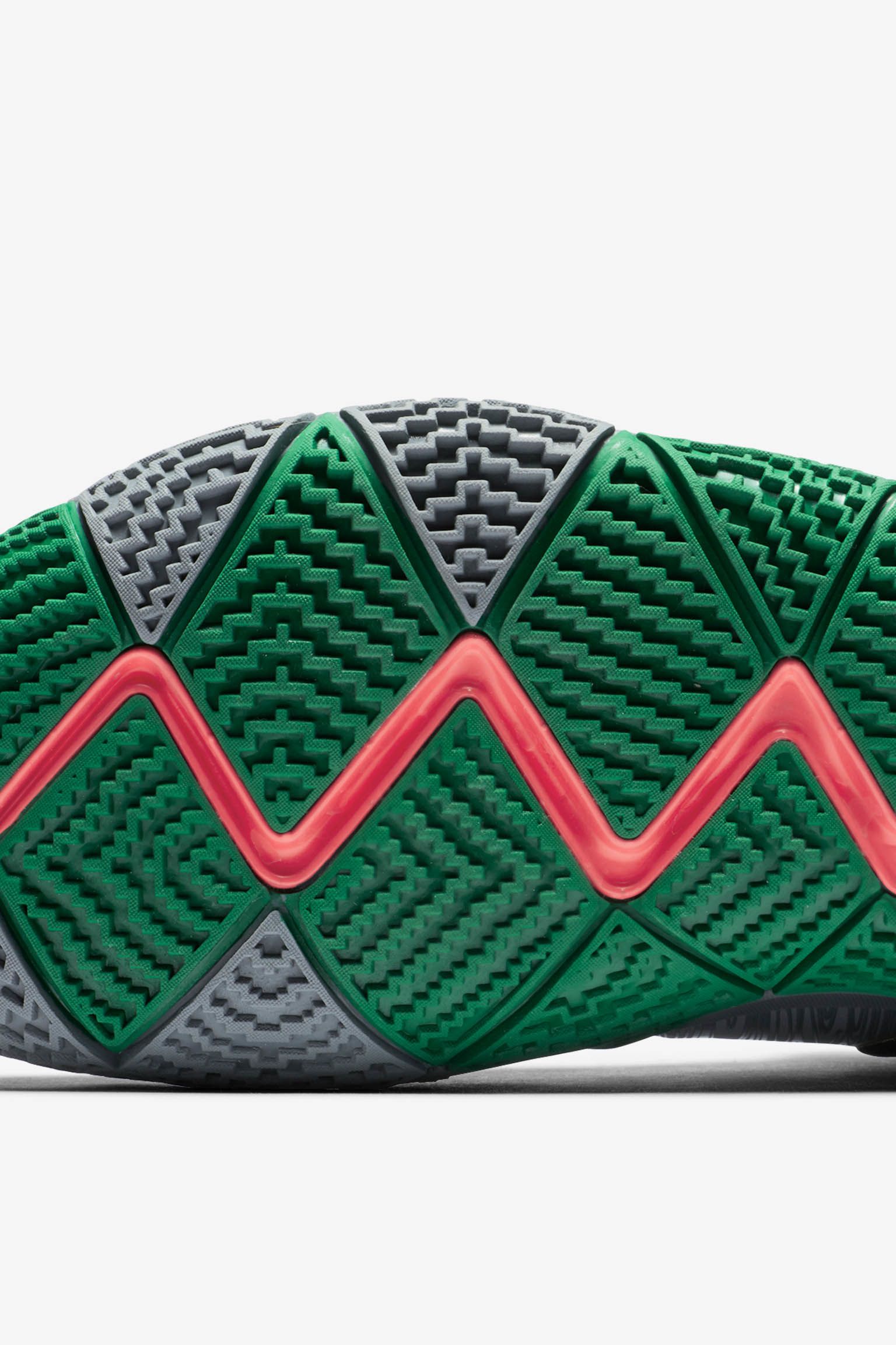 kyrie 4 parquet
