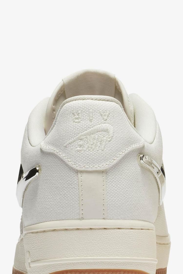 Travis scott air on sale force 1 white