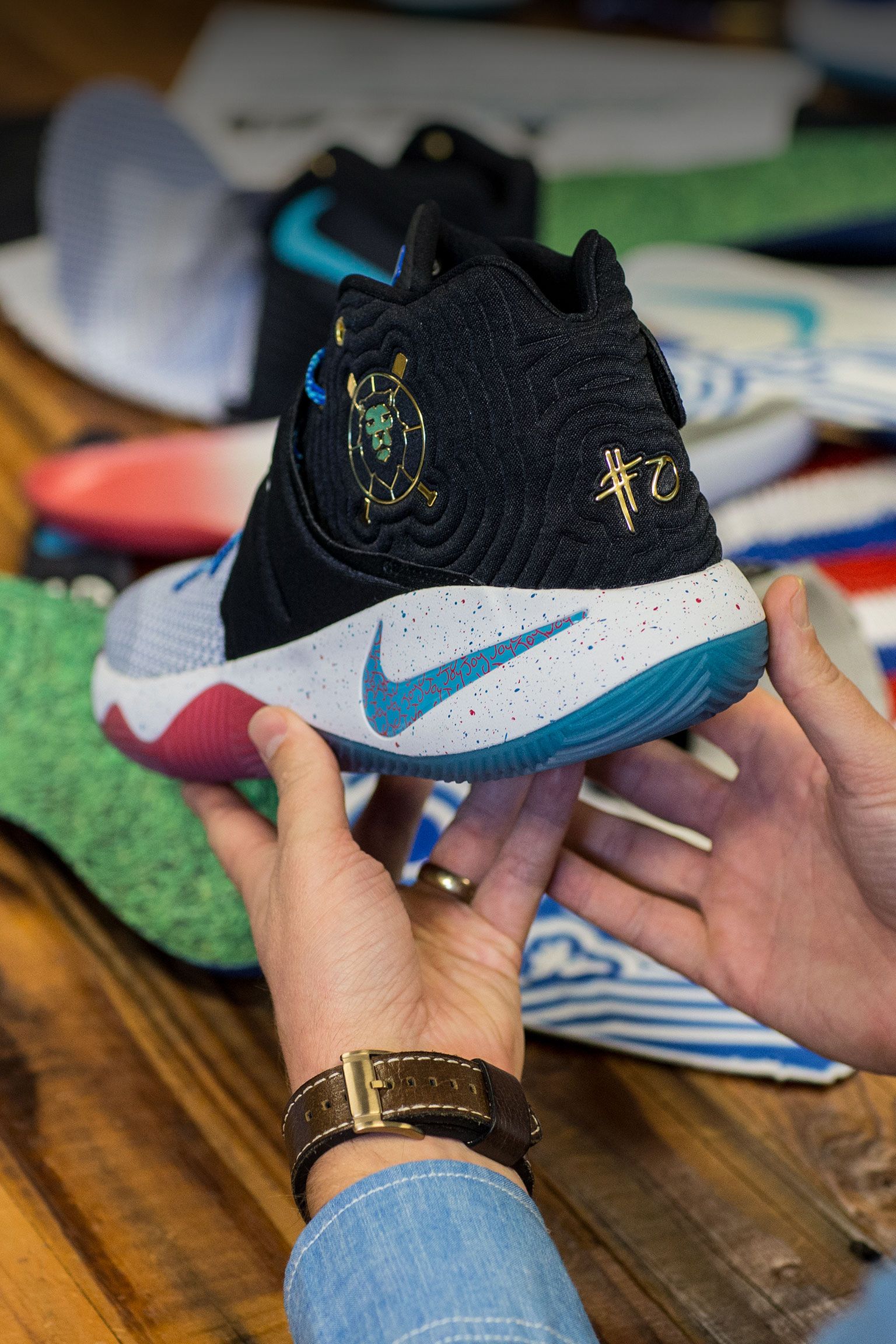 nike kyrie 2 doernbecher