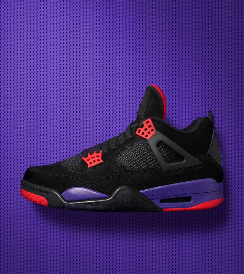 AIR JORDAN IV