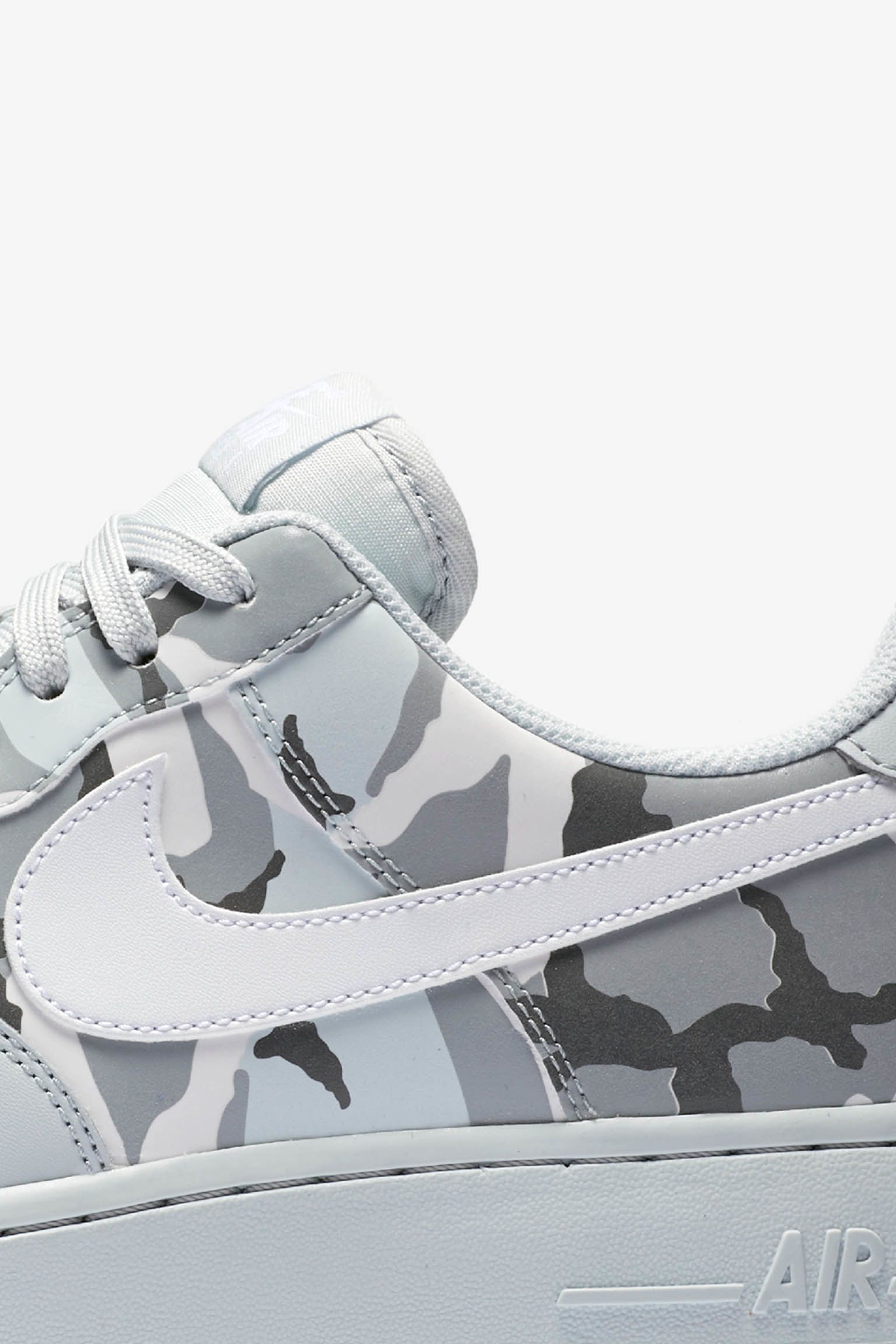 nike air force 1 winter camo low